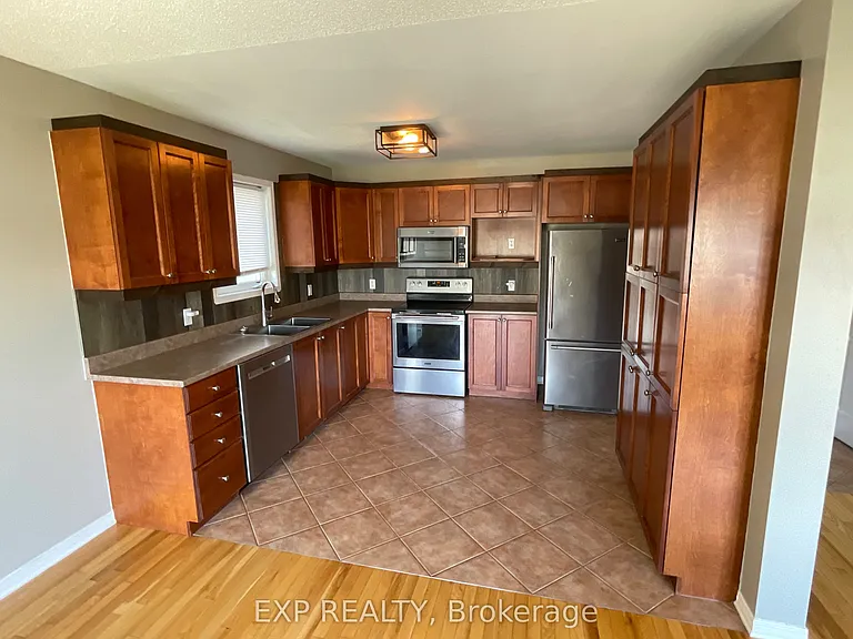 2175 Patricia St — Photo 7