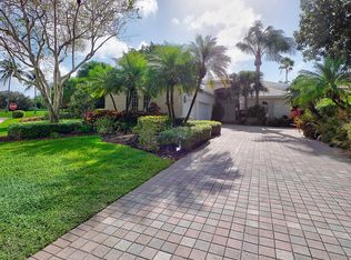 1101 Crystal Dr, Palm Beach Gardens, FL 33418