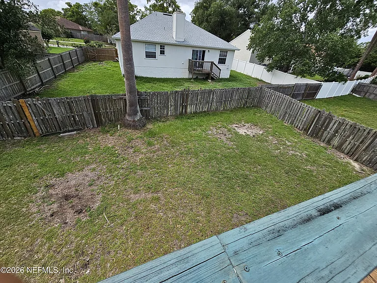 8176 Kilwinning Ln — Photo 24