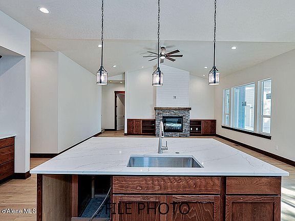 5th image of 4476 E Savea Ln
