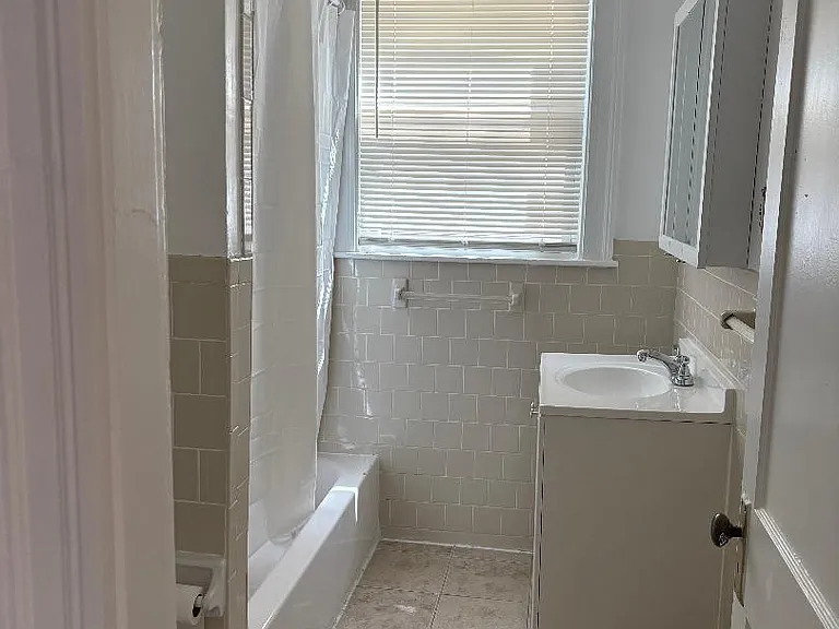 67 Pine St #1A — Photo 7