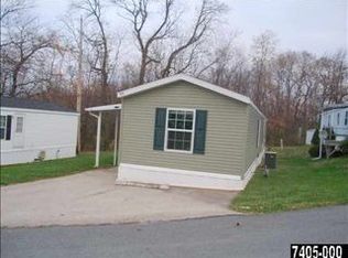 11 Lyle Cir, York, PA 17402