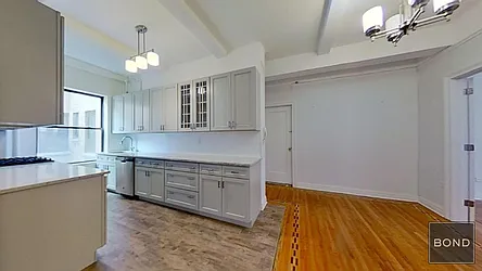 Rented by Bond New York