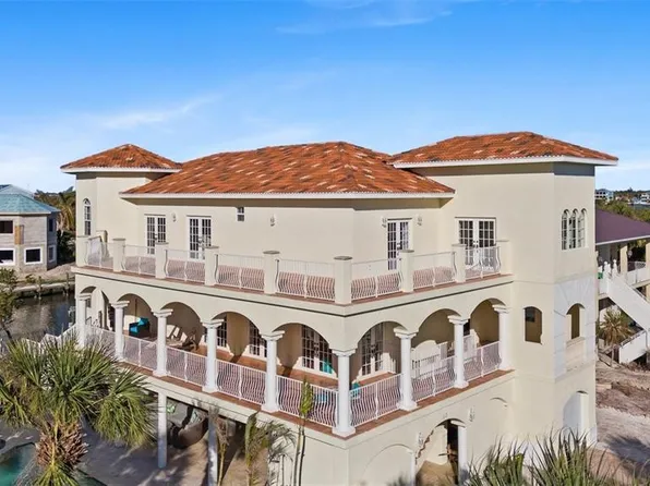 63 Palm Dr, Placida, FL 33946