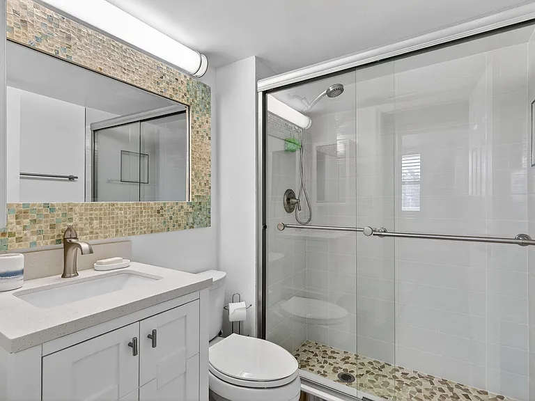 9940 S Ocean Dr #202 — Photo 17