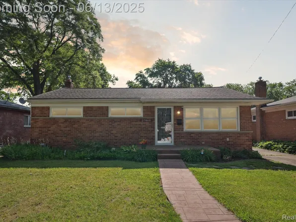 27860 Palmer Blvd, Madison Heights, MI 48071