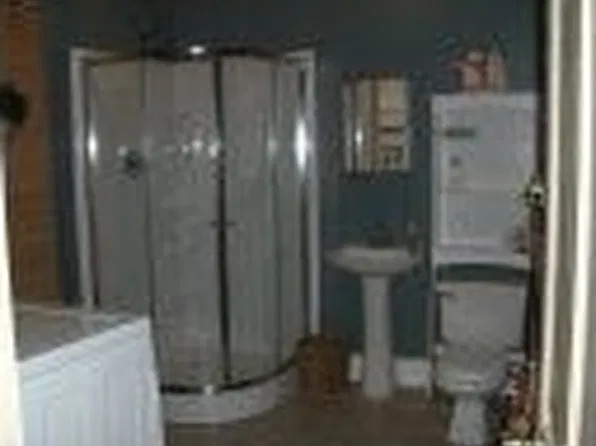 205 Damon St, Jackson, MI 49203