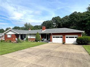 167 Jefferson Dr, Fayette City, PA