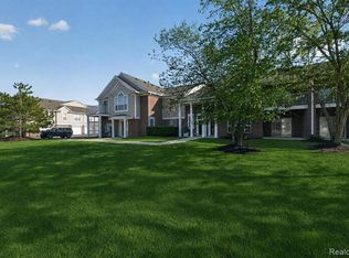 16766 Dover Dr, Northville, MI 48168