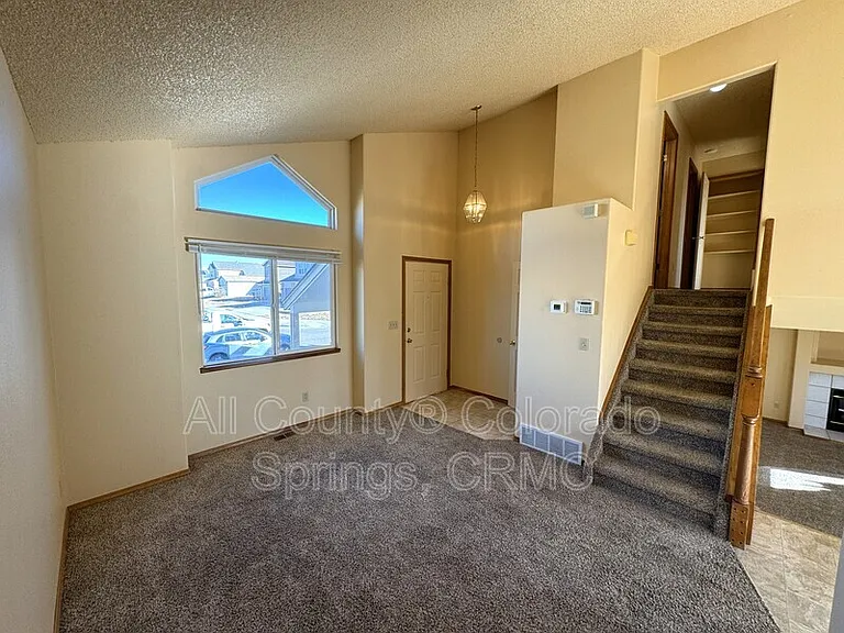 759 Descendant Dr — Photo 3