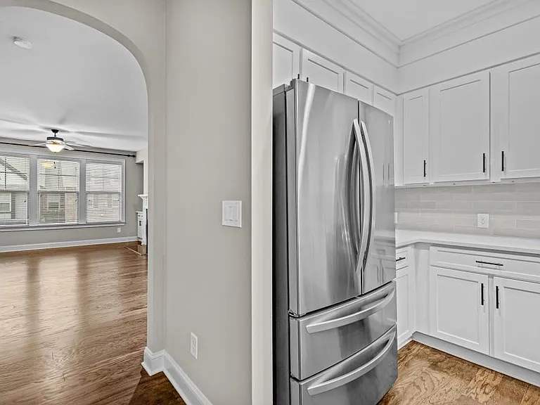 3209 Hallmark Ln — Photo 13
