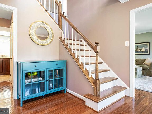 4th image of 4405 Galesbury Ln
