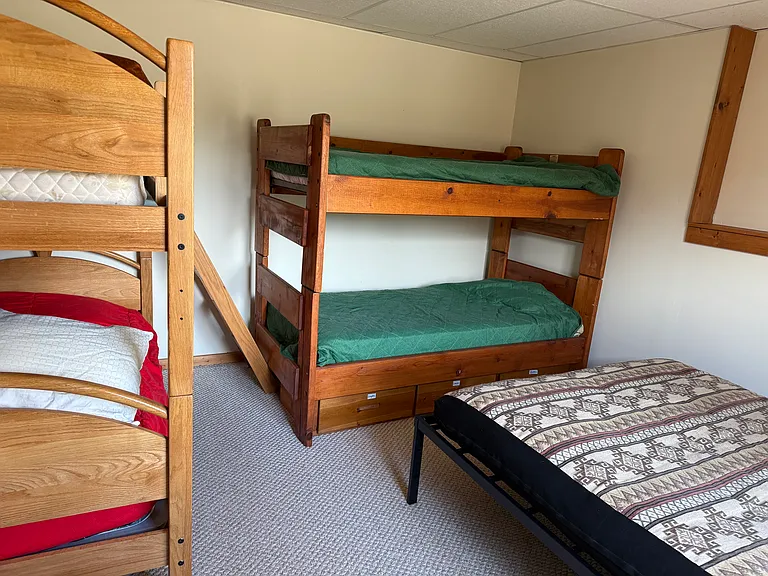 Basement bunk room. Kids love it. (Bedroom 4)