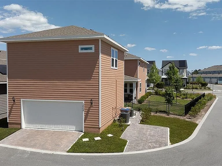 3008 Mirage Pl — Photo 1