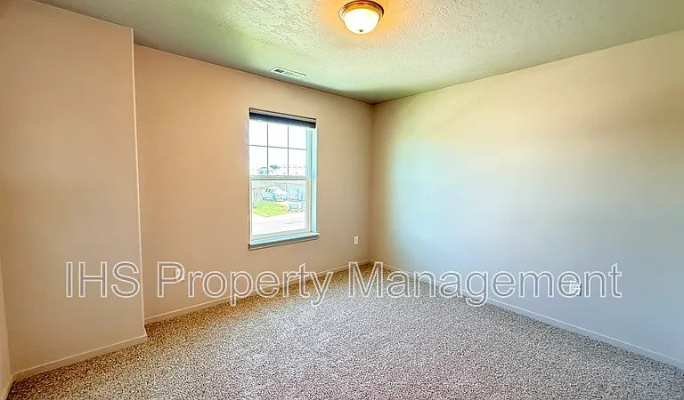 5814 Sidon Ln — Photo 15