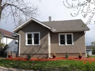 911 5th St S, New Ulm, MN 56073