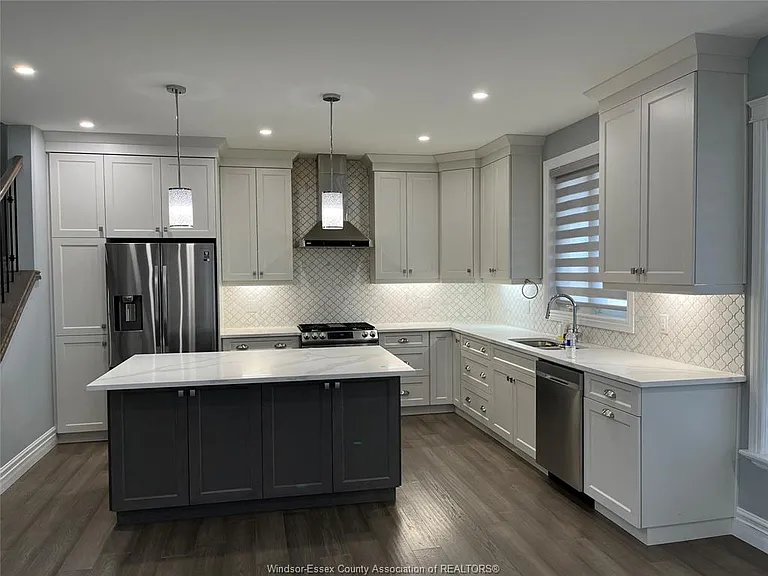365 Christine Ave — Photo 8