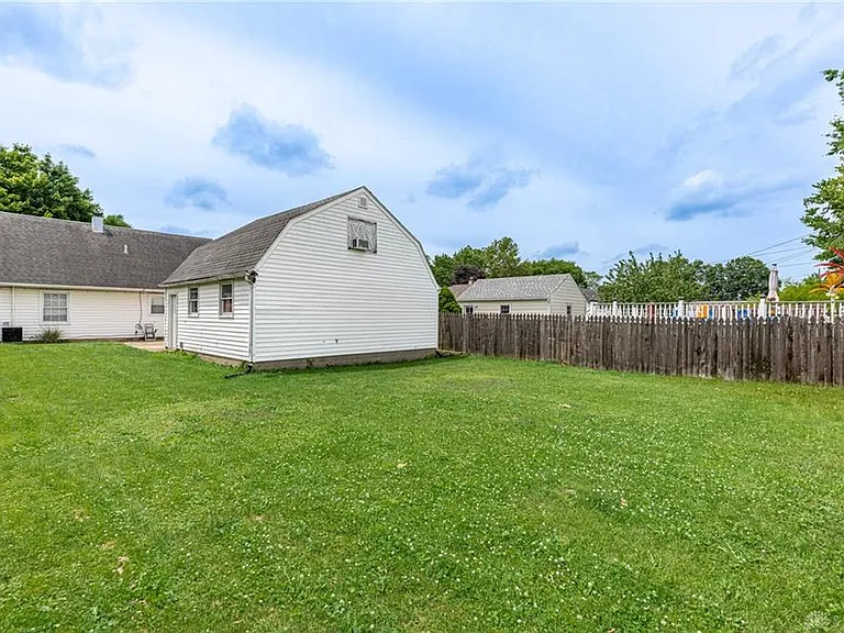 2451 Ned Dr — Photo 25