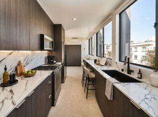 145 S Maple Dr #Penthouse 401, Beverly Hills, CA 90210