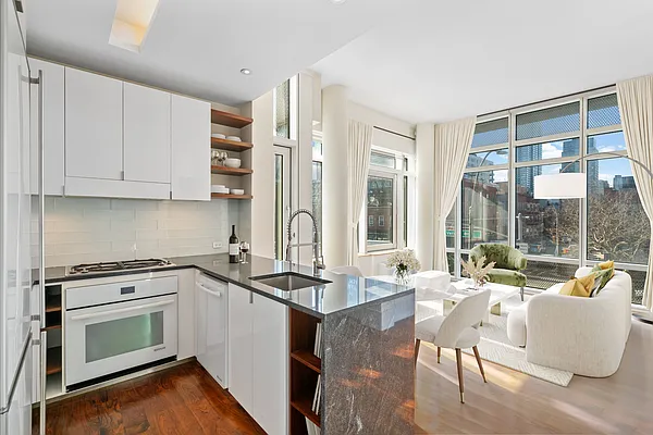 Rented by Nest Seekers International | media 3