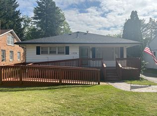 1770 Revere Rd, Waterford, MI 48328