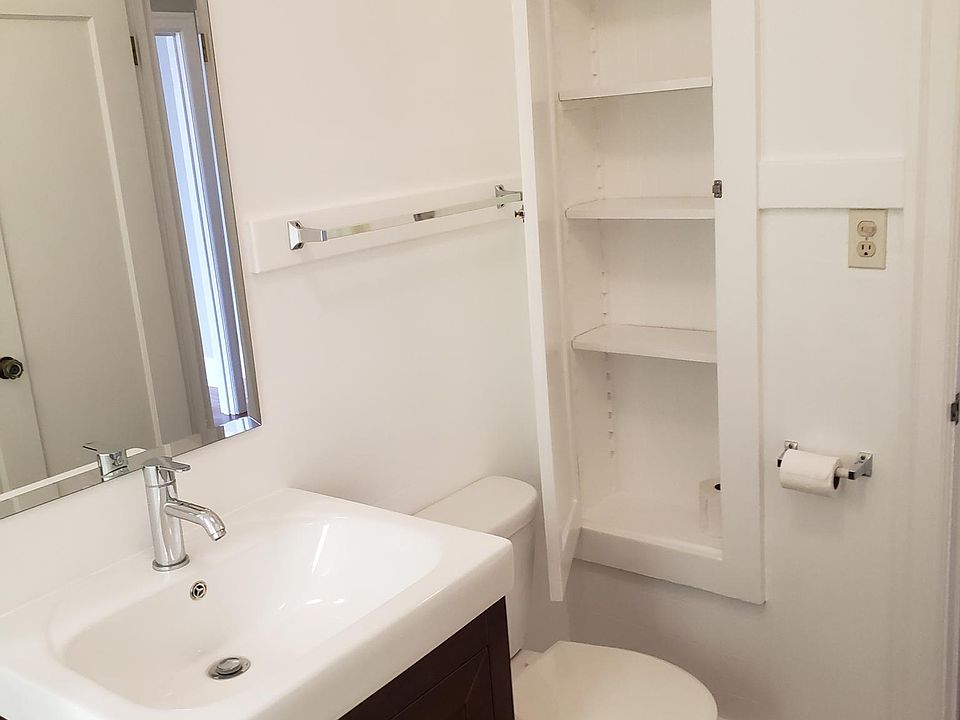 1st image of 1401 Grove St #2
