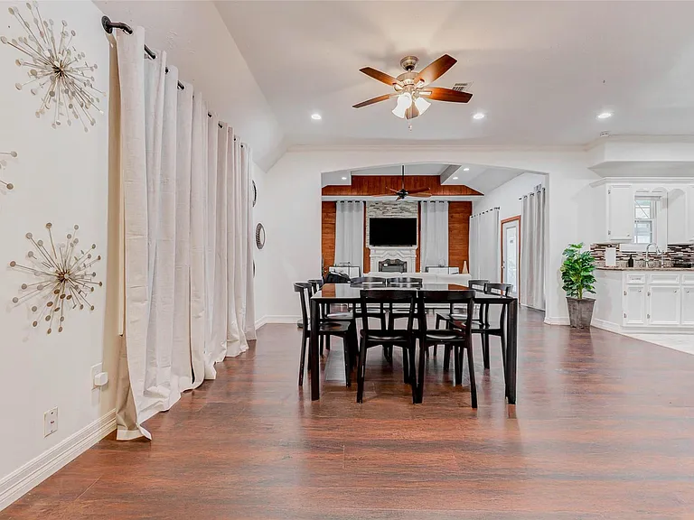 10905 Shady Ln #A — Photo 13