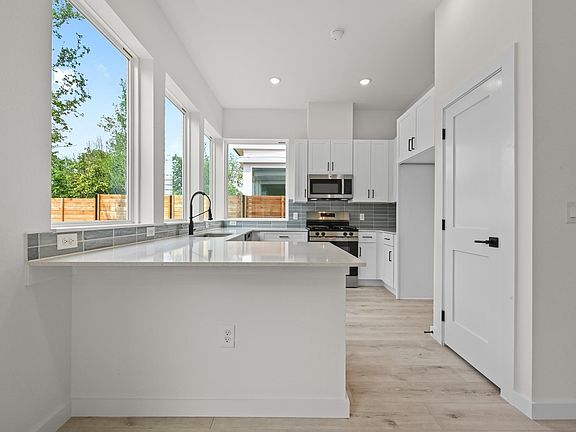 5th image of 2000 Riverside Farms Rd #14101