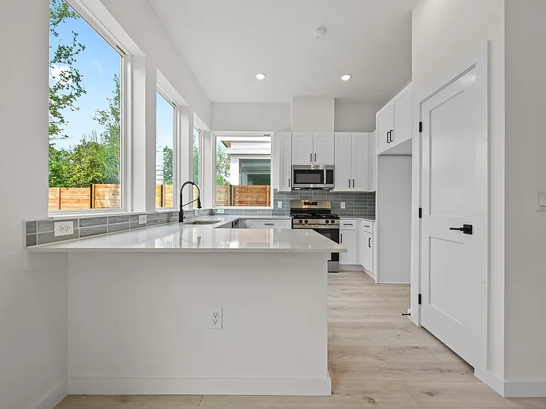 2000 Riverside Farms Rd #14101 — Photo 5