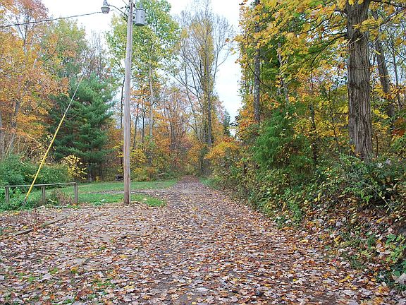 private shared road.