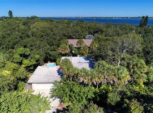 3097 N Beach Rd, Englewood, FL 34223