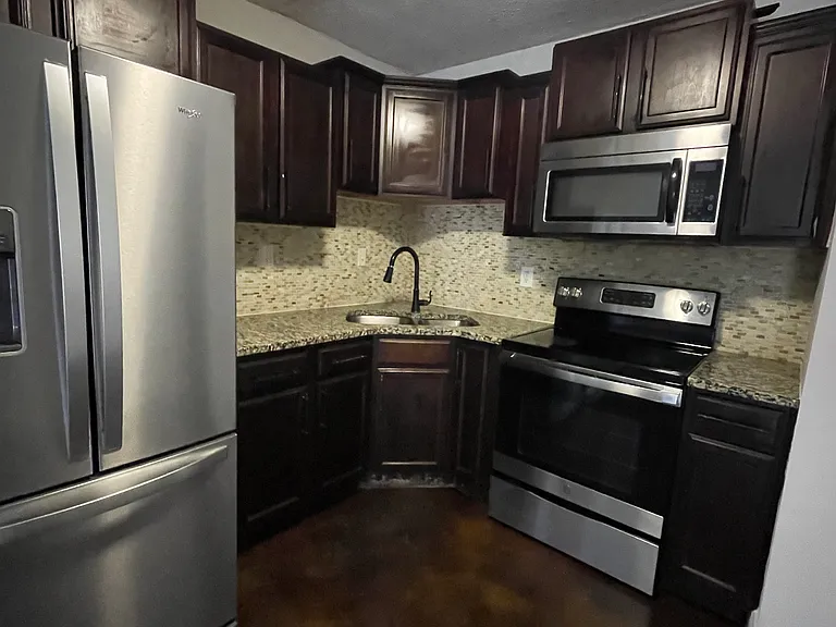 315 Bream Ave #101 — Photo 1
