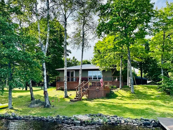 21811 Maple Dr, Michigamme, MI 49861