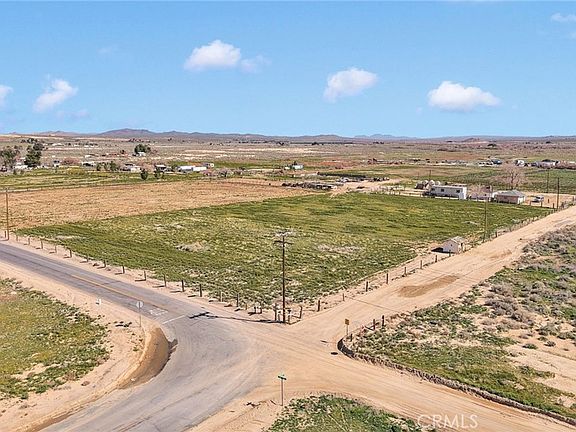 4th image of 28571 Wild Rd