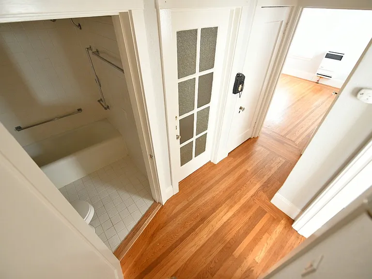 3733 Grand Ave — Photo 15