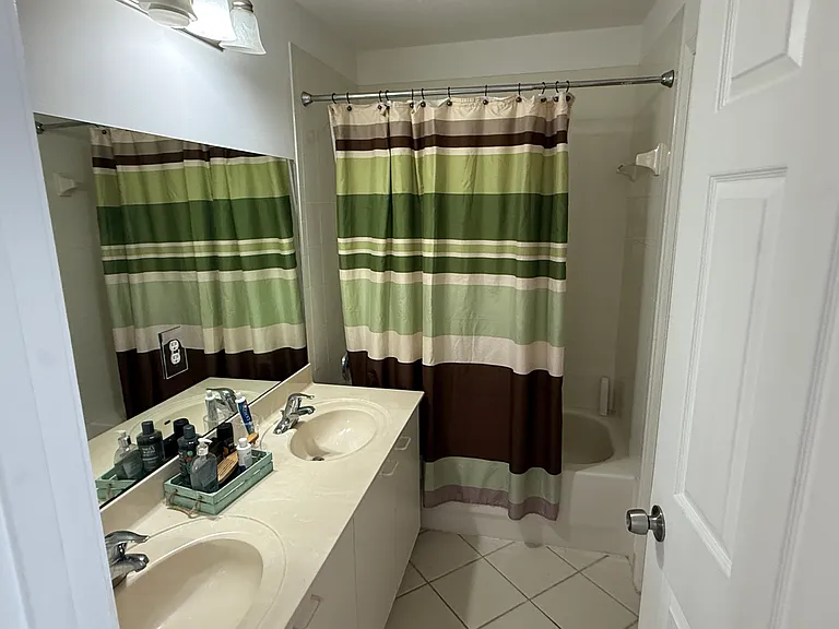 11162 Regatta Ln #A — Photo 29