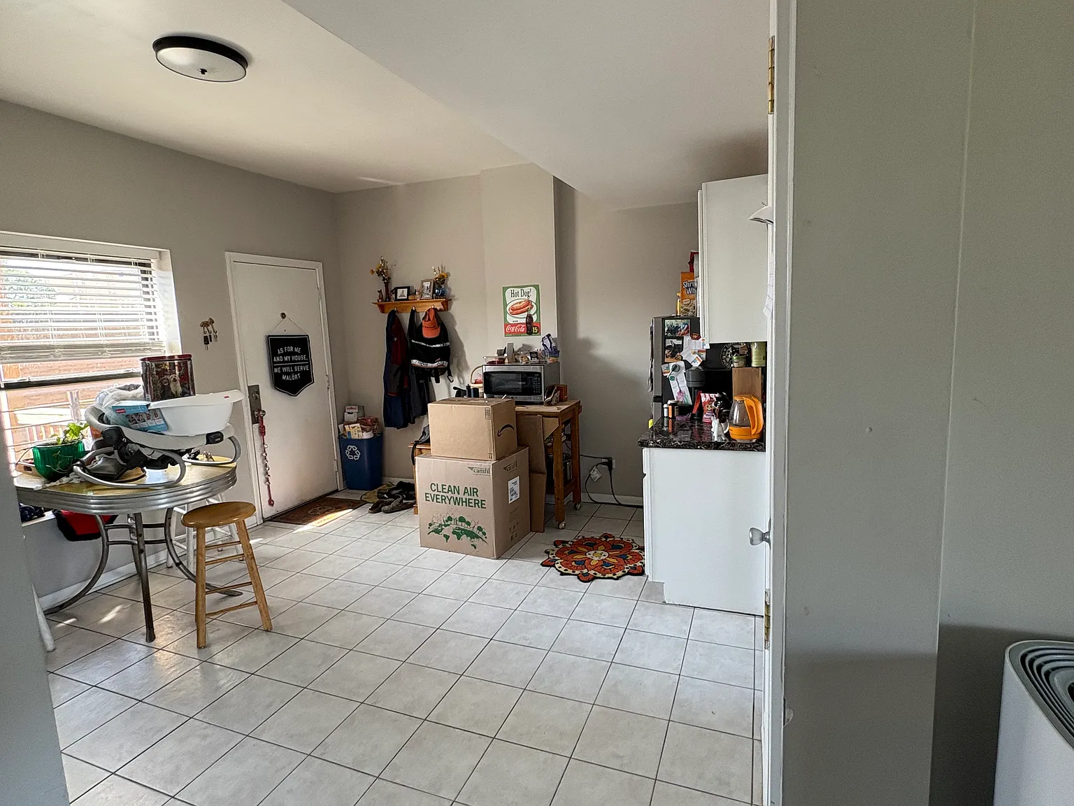 2 bed, 900 sqft, $1,825 — Photo 3