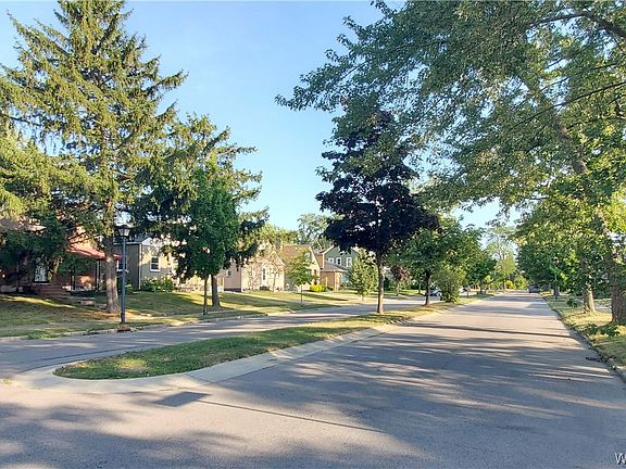 5th image of 275 Capen Blvd
