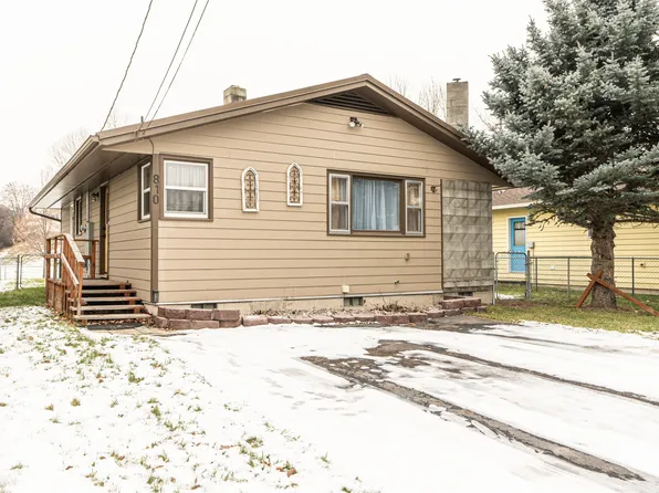 810 3rd Ave E, Columbia Falls, MT 59912