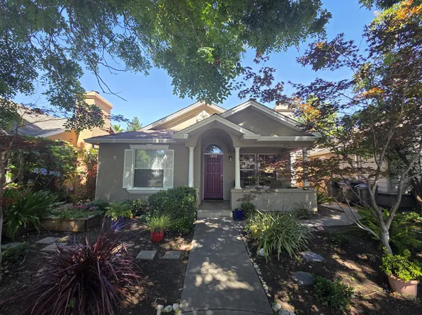 1412 Olympic Dr, Davis, CA 95616