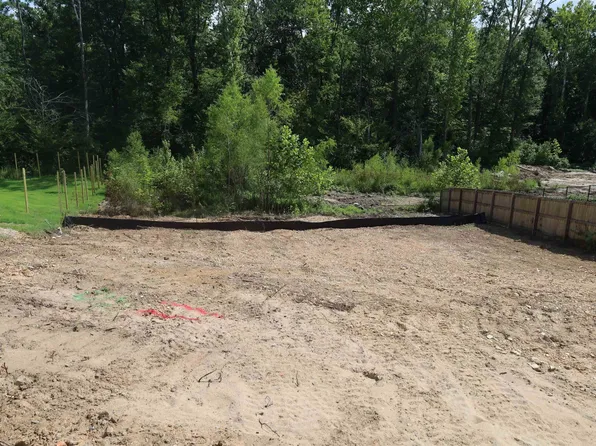 7046 Westshore Ave, Benton, AR 72019