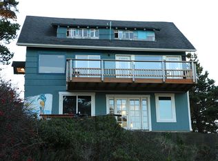 1185 NW 2nd Dr, Lincoln City, OR 97367