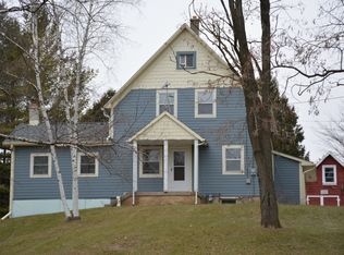 639 S Main St, Saukville, WI