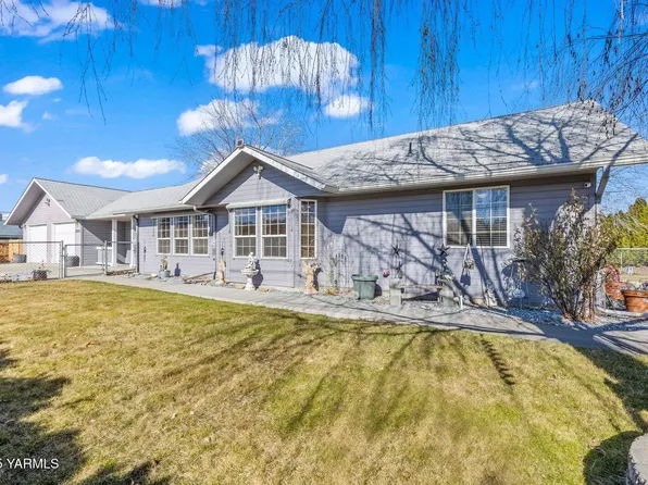 2805 Powerhouse Rd, Yakima, WA 98902