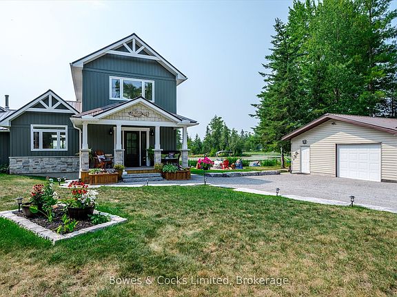 3rd image of 2151 Little Chipmunk Rd