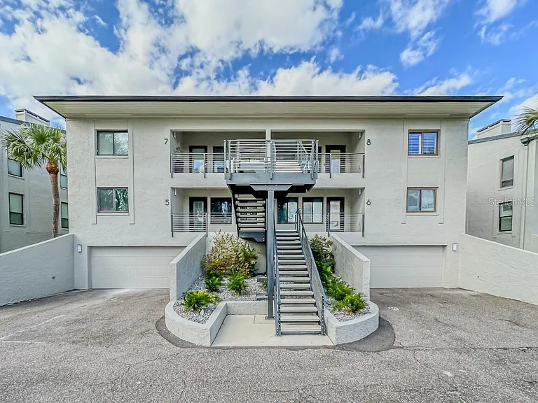1 Lake Hollingsworth Dr #6 — Photo 1