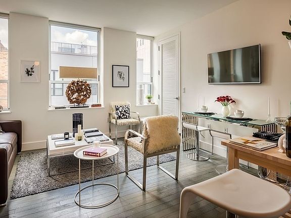 3rd image of 416 W 52nd St #705E
