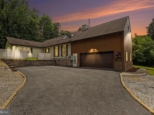 70 Deer Ln, Holtwood, PA 17532