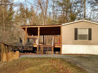 73 Deaver Rdg, Marshall, NC 28753