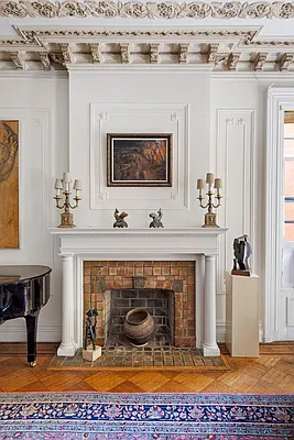 Sold by Compass | media 6